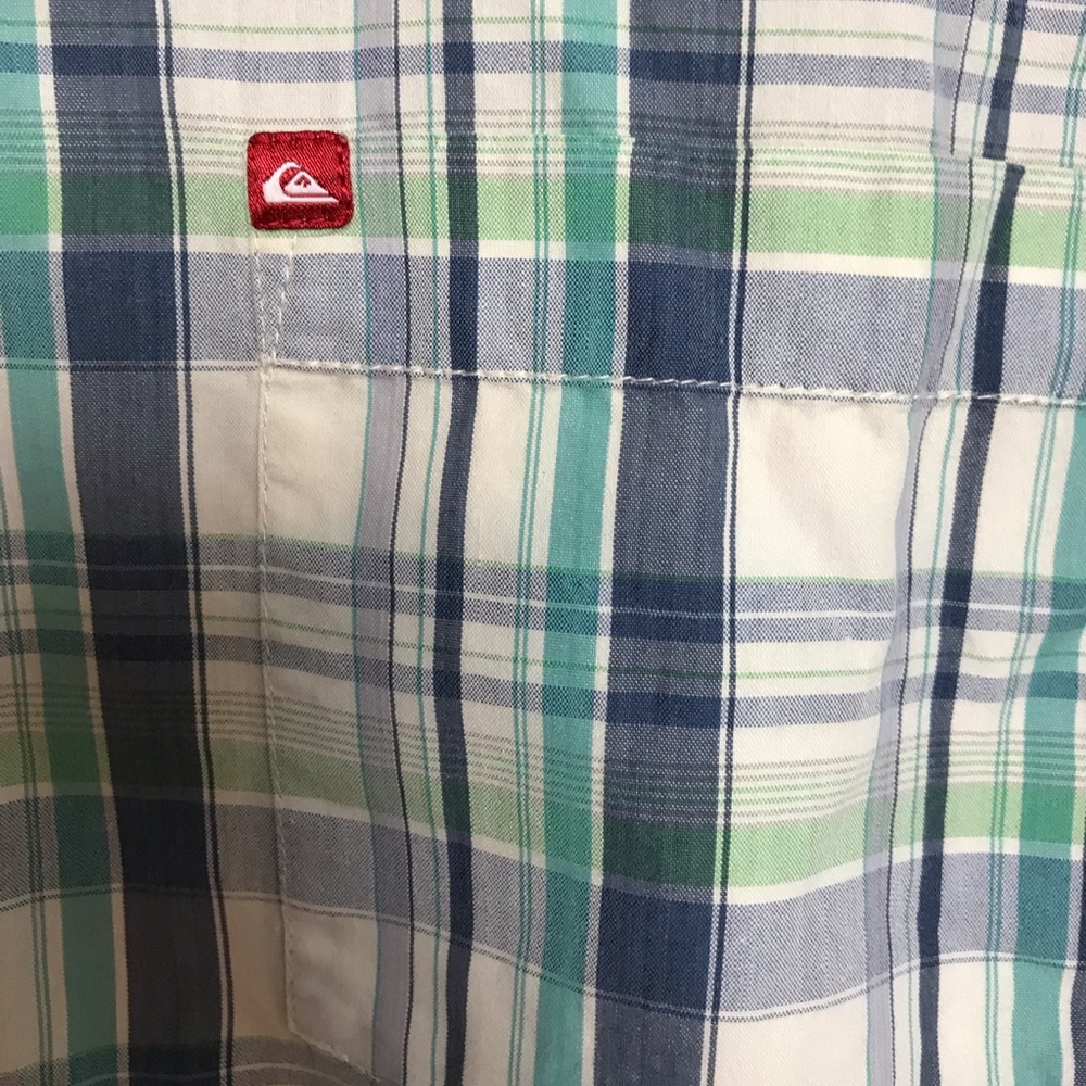 Quiksilver Casual Shirt. Size Large - Picture 3 of 8